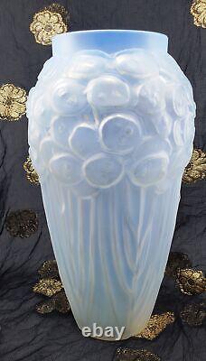 1930's French Art Deco Relief Frosted Glass Vase Cubist and Geometric Design