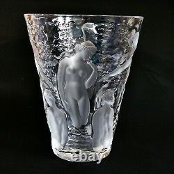 1 (One) LALIQUE ONDINES Frosted Lead Crystal Vase Signed ESTATE FIND