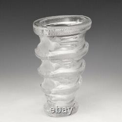 A Cristal Lalique'Saint Marc' Clear and Frosted Vase