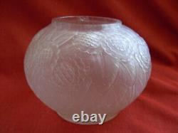 A. HEUNEBELLE, FRENCH ART DECO FROSTED GLASS VASE, STYLIZED FLOWERS, 1930s YEARS