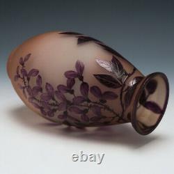 An Enamelled Cameo Vase Val Et Compagnie c1920