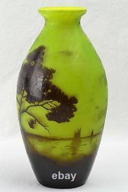 Andre Delatte 1920's French Cameo Scenic Vase in Brown and Green