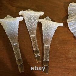 AntiquFenton Art Glass White Opalescent Diamond Lace Ruffled 3 Horn Epergne Vase