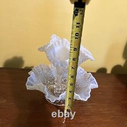 AntiquFenton Art Glass White Opalescent Diamond Lace Ruffled 3 Horn Epergne Vase