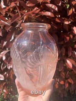 Antique Art Deco Pierre d'Avesn French Pink Satin Calla Lily Vase