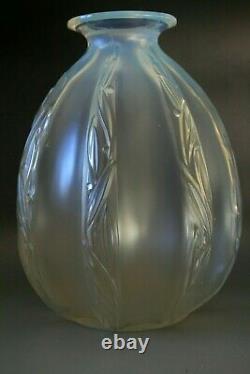 Antique Art Deco Sabino Glass Vase Eucalyptus Circa 1928
