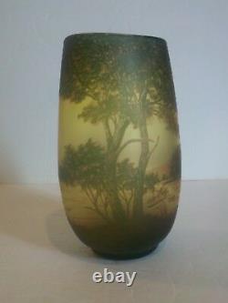 Antique De Vez French Cameo 5.5 Art Glass Scenic Vase, c. 1920