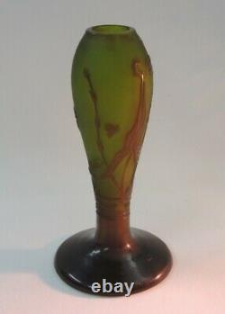 Antique Emile Galle French Cameo Green Art Glass Vase 8-3/4 Good Condition