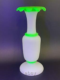 Antique St Louis French Uranium Baccarat Satin Opaline Glass Vase 12 Rare