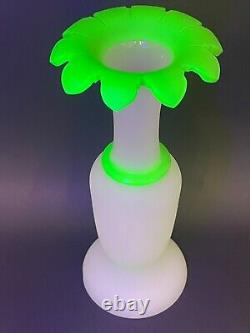 Antique St Louis French Uranium Baccarat Satin Opaline Glass Vase 12 Rare