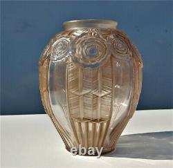 Antique Vintage Authentic Signed Andre Hunebelle Made In France Glass Vase