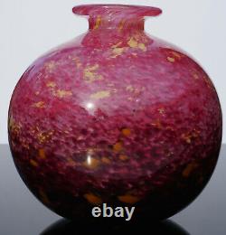 Art Deco French Schneider Bulbous Variegated Red Glass Vase