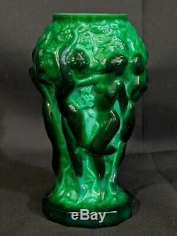 Art Deco Glass Jade Malachite Nude Ladies Vase 1930' H. Hoffmann Lalique Green