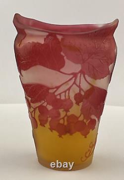 Authentic Antique French Galle Cameo Glass Vase with CURRANTS 5 1905-1910