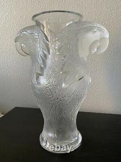 Authentic Limited Edition Lalique Vase Macao. MINT CONDITION. MUST SEE