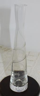 Baccarat Passion Voltige Clear Frosted Spiral Ribbon Bud Vase 9 Tall