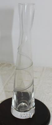 Baccarat Passion Voltige Clear Frosted Spiral Ribbon Bud Vase 9 Tall