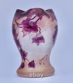 Beautiful Antique Signed LEGRAS RUBIS Vase (14.7cm)