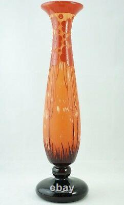 Charles Schneider Le Verre Francais Cardemines Red Cameo Vase