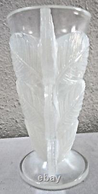 D' Avesn French Art Deco Opalescent Leaf Vase with Original Label