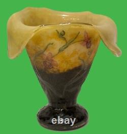 Daum Nancy French Art Nouveau Fleurs et Abeilles Orchid Vase Rare Shape Ca 1901