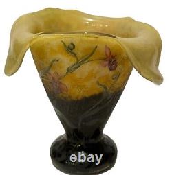 Daum Nancy French Art Nouveau Fleurs et Abeilles Orchid Vase Rare Shape Ca 1901