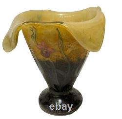 Daum Nancy French Art Nouveau Fleurs et Abeilles Orchid Vase Rare Shape Ca 1901