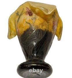 Daum Nancy French Art Nouveau Fleurs et Abeilles Orchid Vase Rare Shape Ca 1901