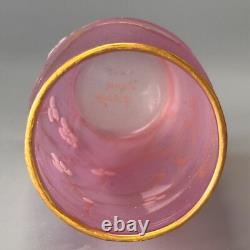 Daum Nancy, Gui (mistletoe) pink glass vase