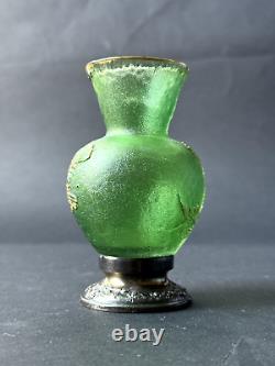 Daum Nancy, elegant small glass vase. Circa 1900