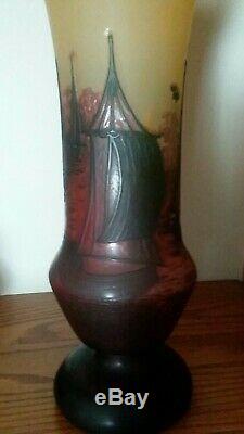 Daum Nancy tip cameo sailboat vase 11