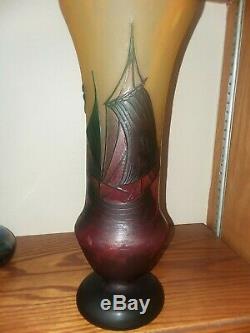 Daum Nancy tip cameo sailboat vase 11