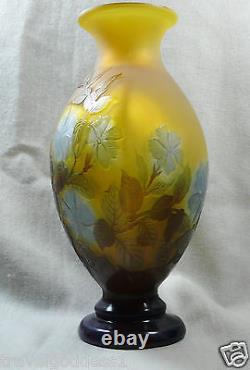 EMILE GALLE -FRENCH ART NOUVEAU GLASS VASE, c. 1900-Handcrafted glass