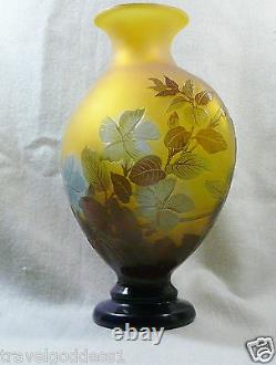 EMILE GALLE -FRENCH ART NOUVEAU GLASS VASE, c. 1900-Handcrafted glass