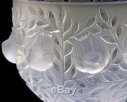 Exquisite Frosted Lalique Crystal'Elizabeth' Vase