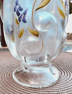 FentonHP FRENCH OPALESCENT IRIDIZED SATIN GLASS STARGAZER BUTTERFLY VASE2006