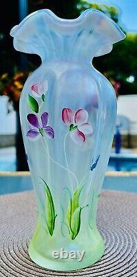 FentonHP IRIDIZED FRENCH OPALESCENT RIB OPTIC VASE Scott K Fenton Signed