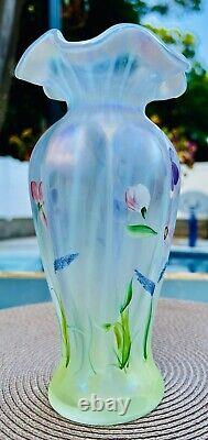 FentonHP IRIDIZED FRENCH OPALESCENT RIB OPTIC VASE Scott K Fenton Signed