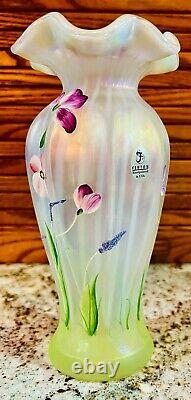 FentonHP IRIDIZED FRENCH OPALESCENT RIB OPTIC VASE Scott K Fenton Signed