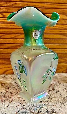 FentonIRIDIZED FRENCH OPALESCENT With SPRUCE GREEN HP SQUARE VASEQVC 1999