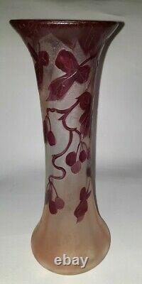 Fine Signed LEGRAS Cameo Glass Vase, Grapes Vine Leaves c. 1910 Antique French