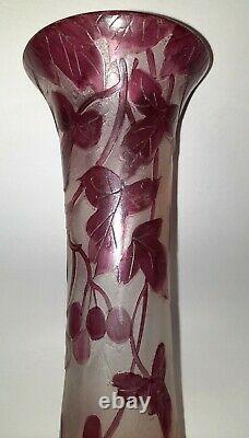 Fine Signed LEGRAS Cameo Glass Vase, Grapes Vine Leaves c. 1910 Antique French