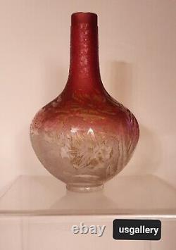French Art Nouveau Vase in Textural Glass with Gold Foral Motif