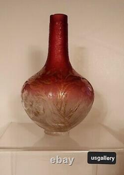 French Art Nouveau Vase in Textural Glass with Gold Foral Motif