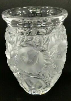 Gorgeous Lalique French Frosted Heavy Crystal Bird Vase Bagatelle Signed Mint