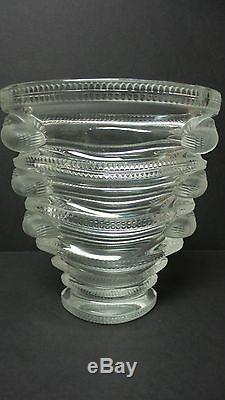 LALIQUE Clear & Frosted Crystal SAINT MARC 6.5 Art Glass Vase