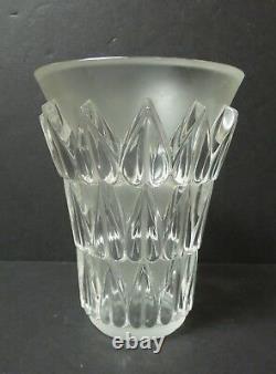 LALIQUE Frosted & Clear Crystal FEUILLES 7.5 Art Glass Vase