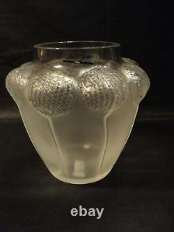 LALIQUE Frosted Crystal BALI 7 Art Glass Vase