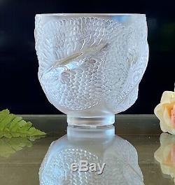 Lalique ANDROMEDA Vase, Feathered Design Clear & Frosted French Crystal Mint