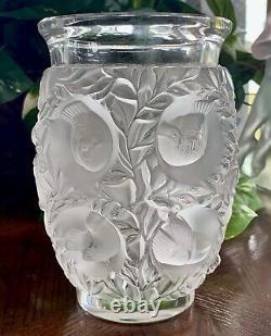 Lalique Bagatelle Vase with Birds in High Relief MINT & Signed Retail $1350